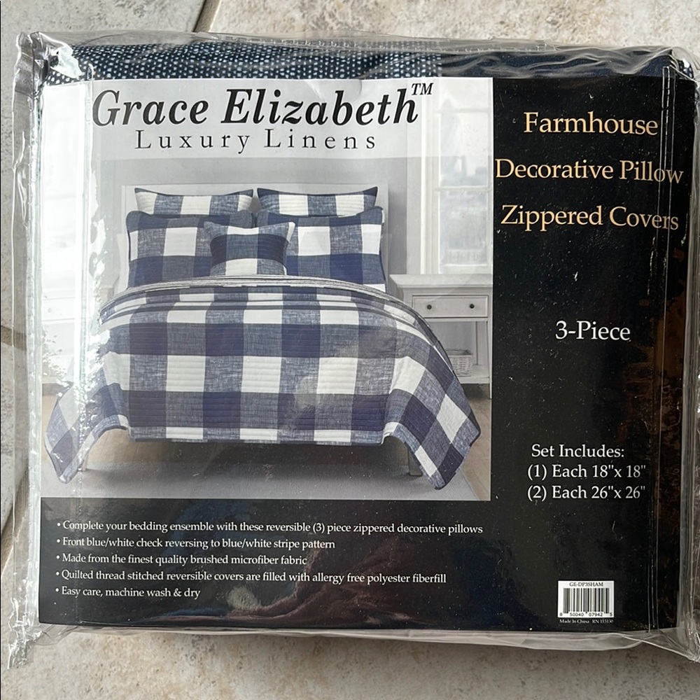 Blue and White Farmhouse Pillow Zipped Covers Bedding Set
